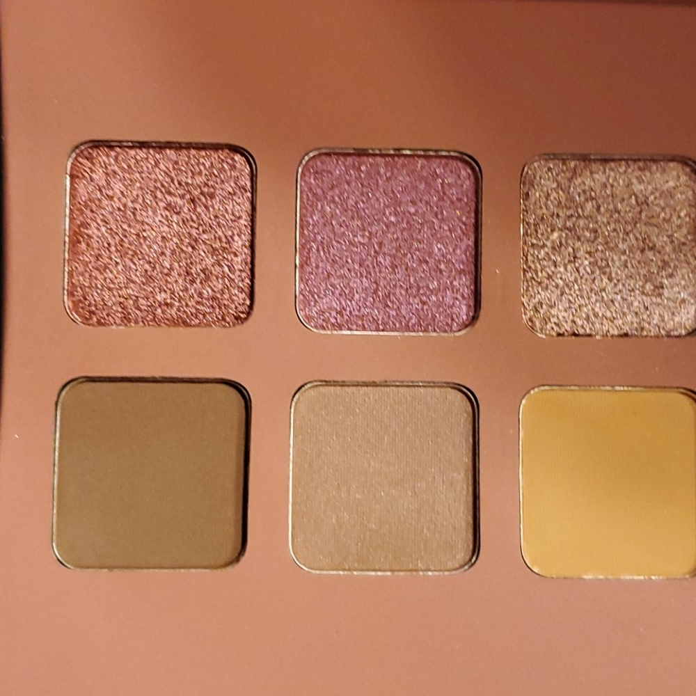 Makeup - Picture 5 of 6